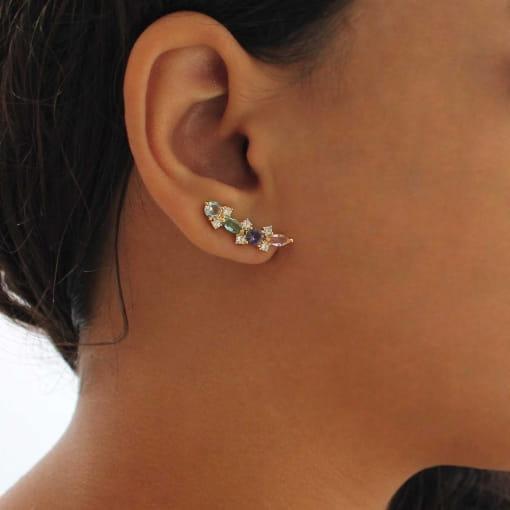 Brinco estilo ear cuff com zircônias navete e redonda coloridas